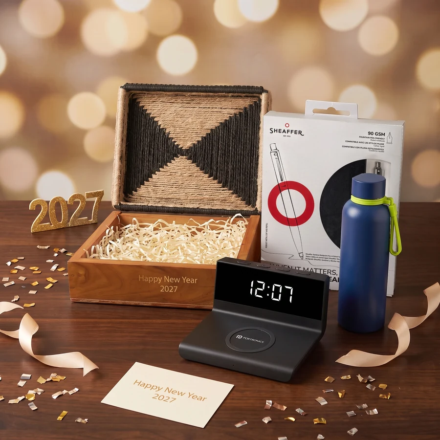 Executive New Year Box New Year corporate gift hamper – Wood & jute hinged trinket box with Happy New Year 2027 print (outside view)